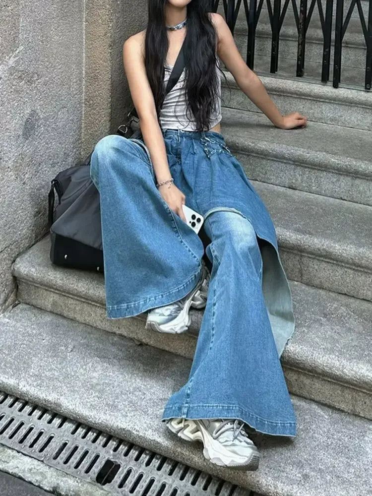 Frayline Split Jeans